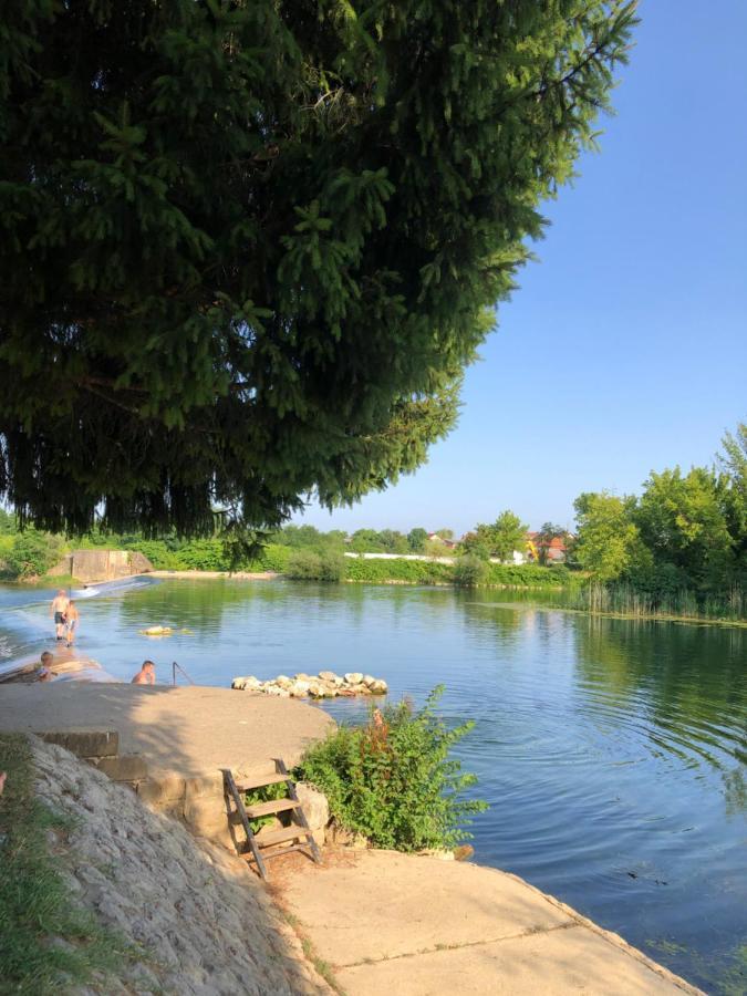 Appartamento Treba Malo Odmorit Karlovac Esterno foto